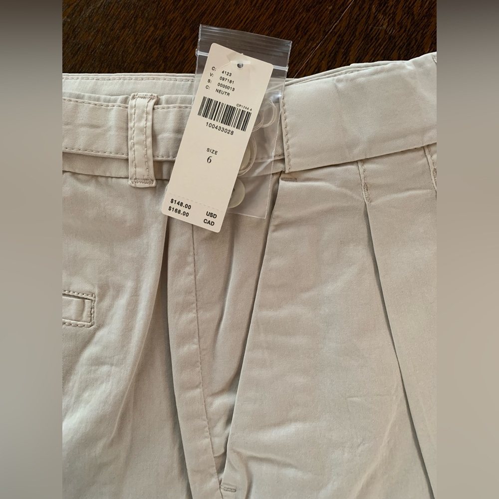 Anthropologie Low Rise Pleated Wide Leg Trousers In: Vaporous Gray - Picture 7 of 7